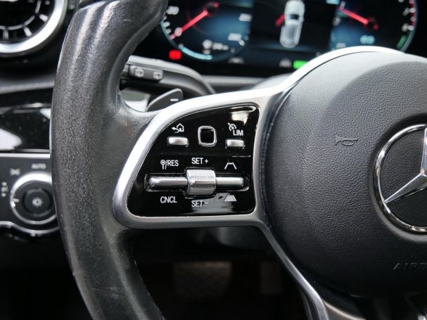 Mercedes-Benz A 250 e  Progressive Distronic Kamera Spiegel-P