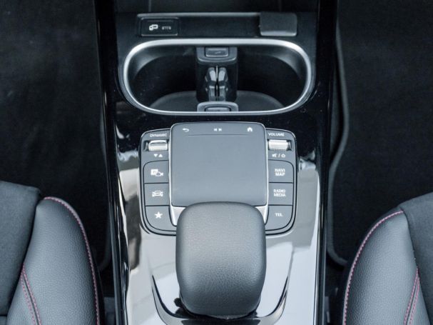 Mercedes-Benz A 250 e AMG Night Navi SpurhalteA PublicCharging