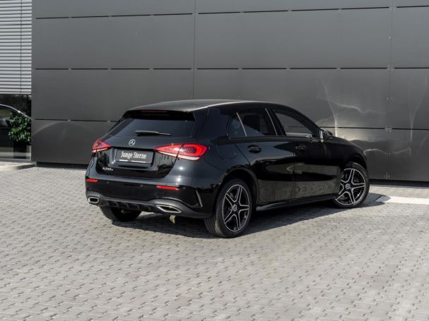 Mercedes-Benz A 250 e AMG Night Navi SpurhalteA PublicCharging