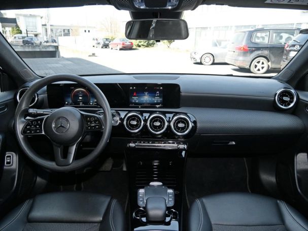 Mercedes-Benz A 250 e  Style MBUX Navi+ Kamera Spurhalte SHZ