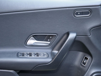 Mercedes-Benz A 250 e  Style MBUX Navi+ Kamera Spurhalte SHZ