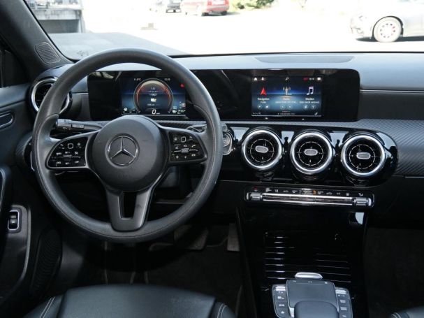 Mercedes-Benz A 250 e  Style MBUX Navi+ Kamera Spurhalte SHZ