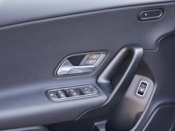 Mercedes-Benz A 250 e  MBUX Navi Klima SHZ SpurhaltePaket