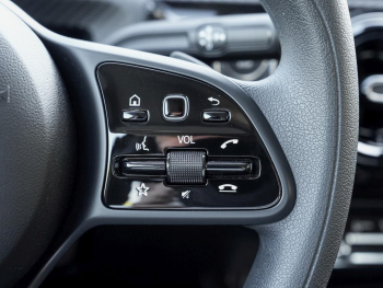 Mercedes-Benz A 250 e  MBUX Navi Klima SHZ SpurhaltePaket
