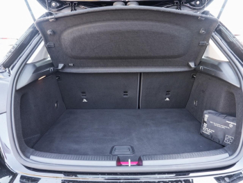 Mercedes-Benz A 250 e  MBUX Navi Klima SHZ SpurhaltePaket