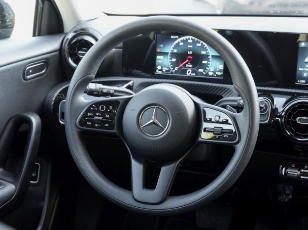 Mercedes-Benz A 250 e  MBUX Navi Klima SHZ SpurhaltePaket