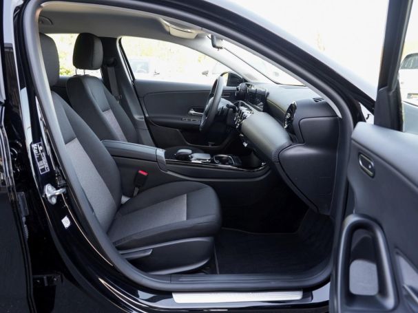 Mercedes-Benz A 250 e  MBUX Navi Klima SHZ SpurhaltePaket