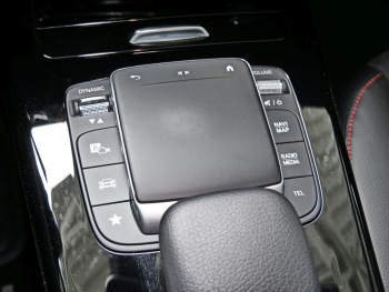 Mercedes-Benz A 250 e  AMG MBUXNavi+ Kamera Public-Charging-P