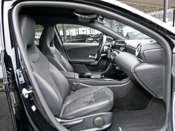 Mercedes-Benz A 250 e  AMG MBUXNavi+ Kamera Public-Charging-P