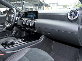 Mercedes-Benz A 250 e  AMG MBUXNavi+ Kamera Public-Charging-P