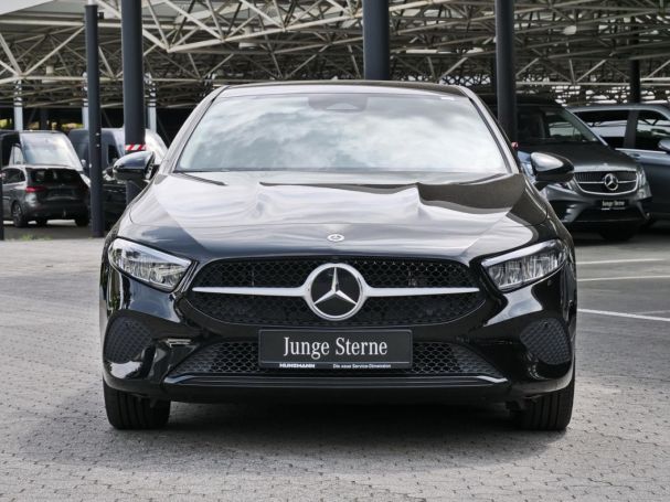 Mercedes-Benz A 250 e MBUX Navi Spurhalte Kamera Sitzheizung