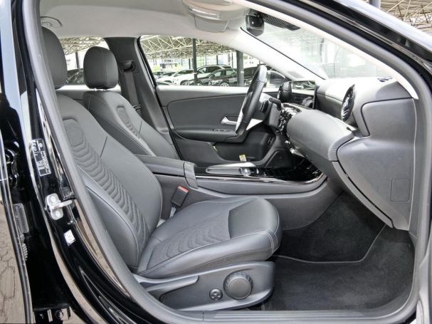 Mercedes-Benz A 250 e MBUX Navi Spurhalte Kamera Sitzheizung