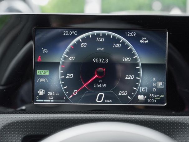Mercedes-Benz A 250 e  AMG Night Panorama Ambiente Spurhalte