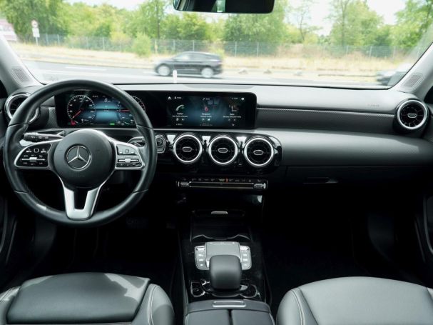 Mercedes-Benz A 250 e Progressive MBUXNavi+ Kamera Spiegel-P
