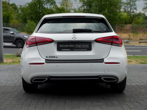 Mercedes-Benz A 250 e Progressive MBUXNavi+ Kamera Spiegel-P