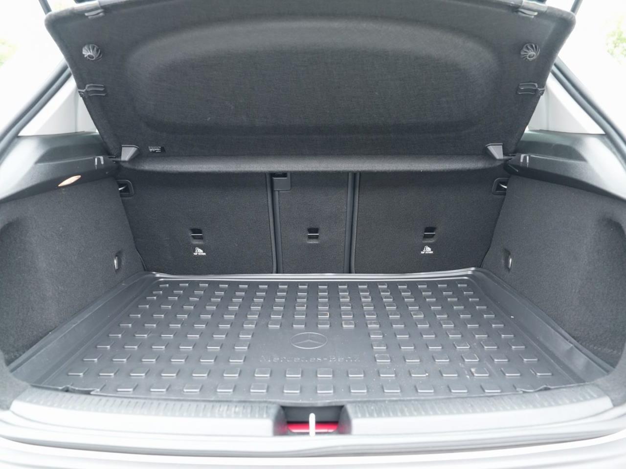 Mercedes-Benz A 250 e Progressive MBUXNavi+ Kamera Spiegel-P
