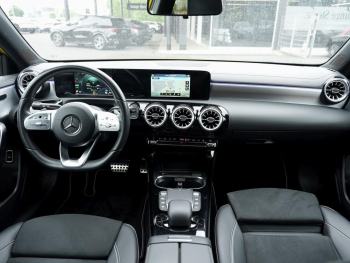 Mercedes-Benz A 250 e  AMG Night Edition2020 MBUX Navi+