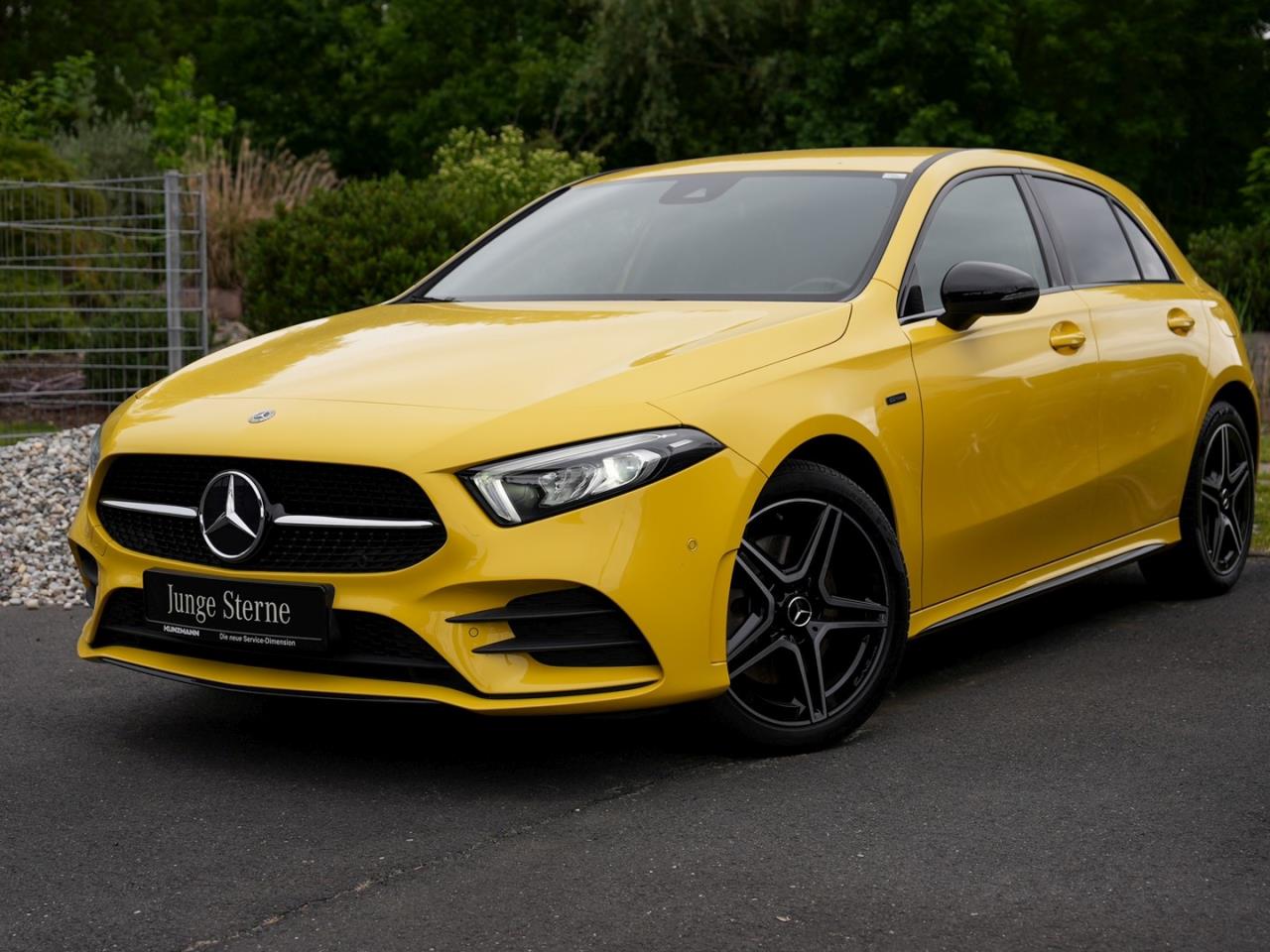 Mercedes-Benz A 250 e  AMG Night Edition2020 MBUX Navi+