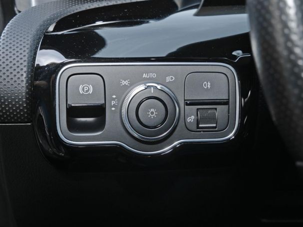 Mercedes-Benz A 250 AMG Night Navi-Prem Panorama Totwinkel