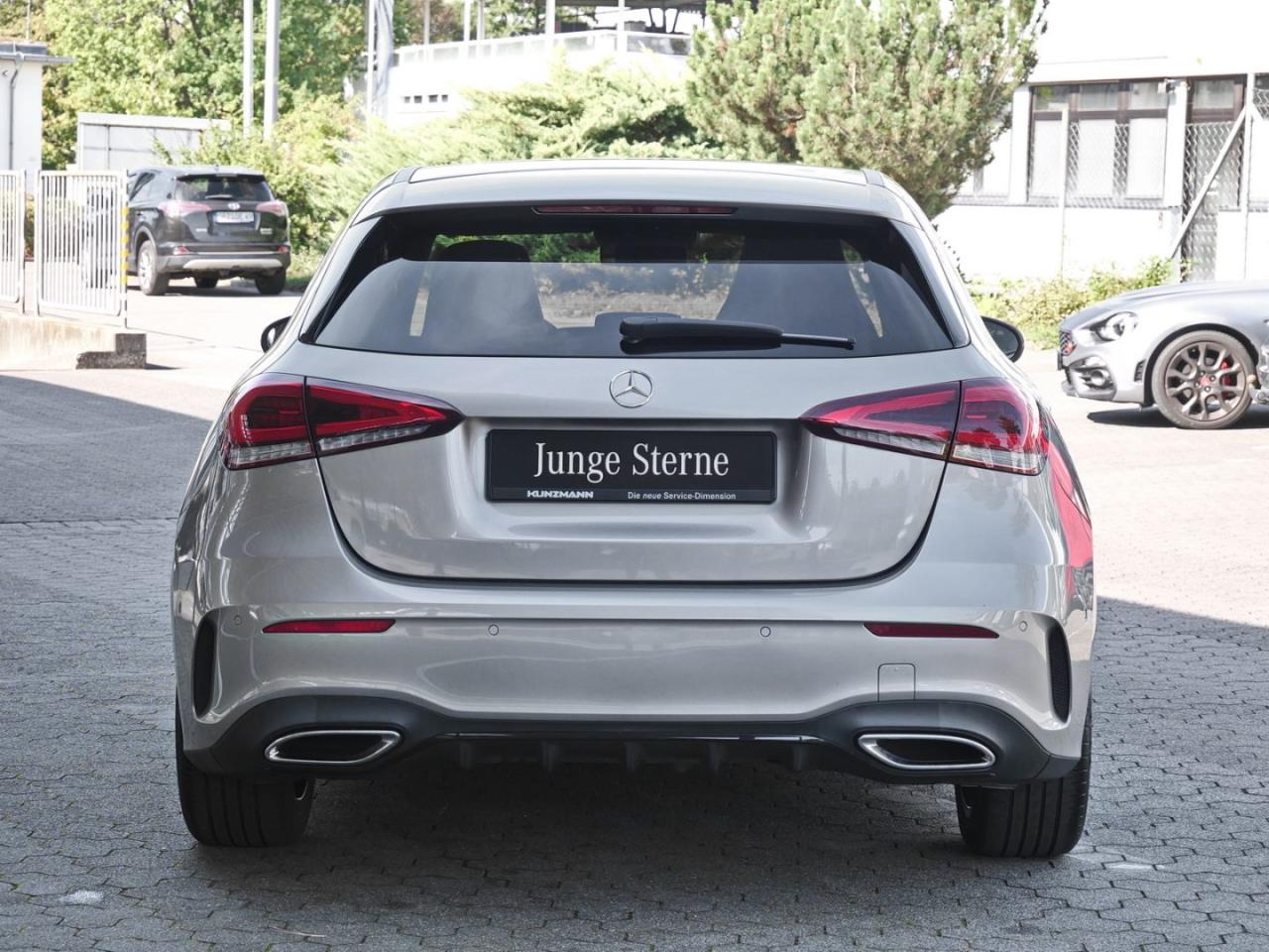 Mercedes-Benz A 250 AMG Night Navi-Prem Panorama Totwinkel