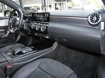 Mercedes-Benz A 250 AMG Night Navi-Prem Panorama Totwinkel