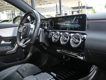 Mercedes-Benz A 250 AMG Night Navi-Prem Panorama Totwinkel