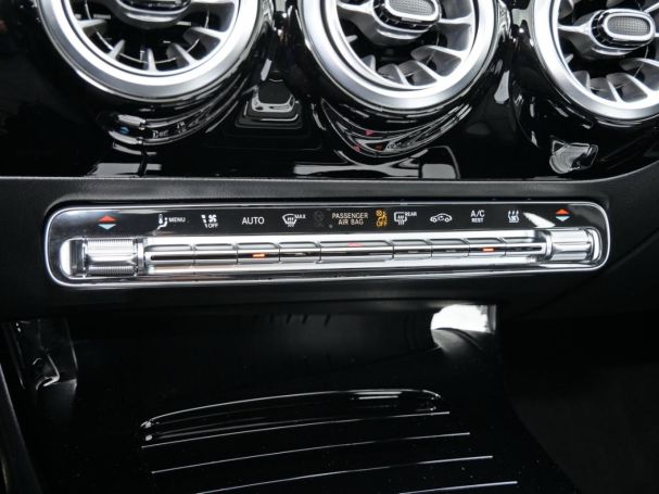 Mercedes-Benz A 35 AMG 4M Distronic Panorama Standhzg HUD AHK