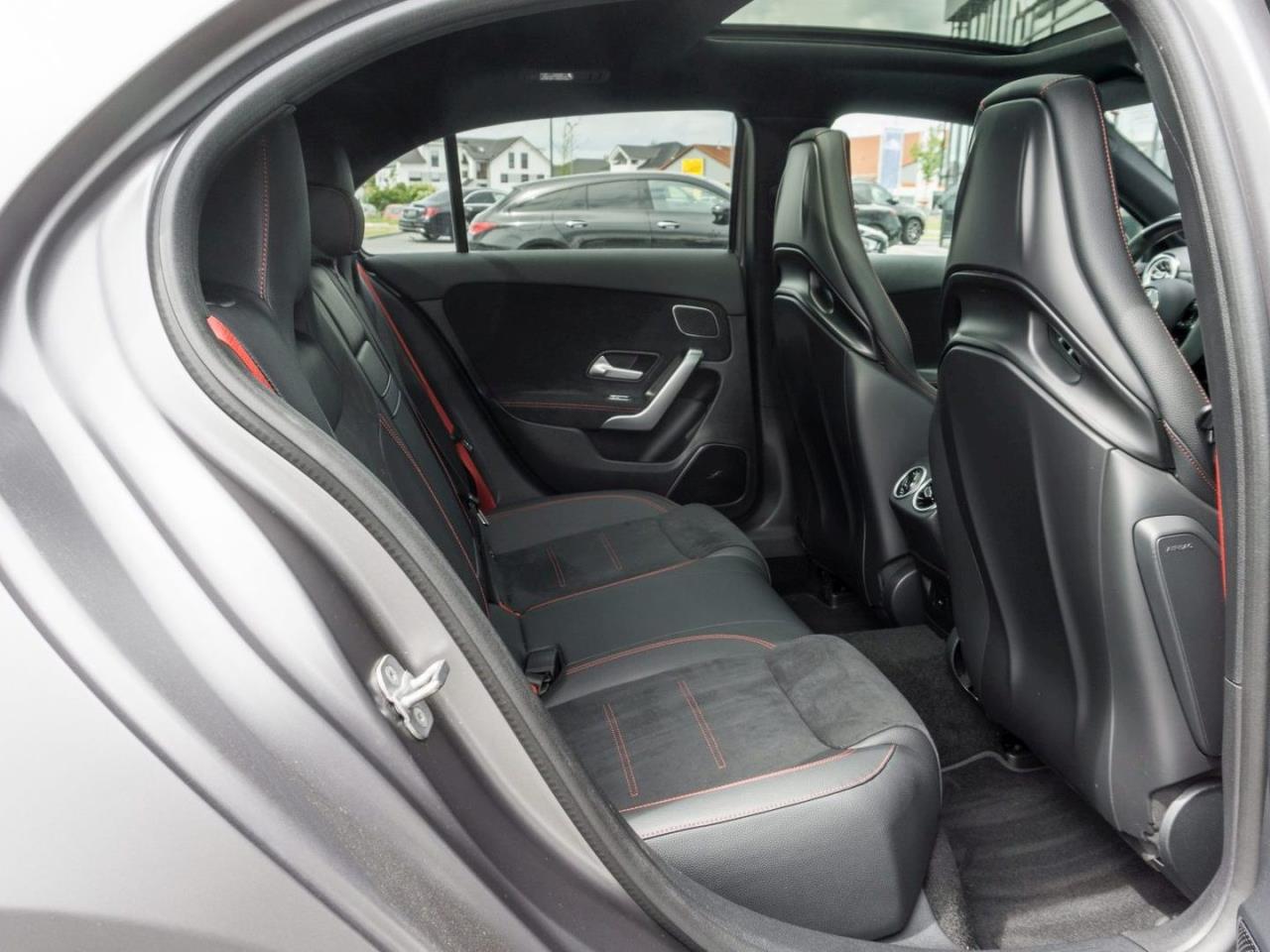 Mercedes-Benz A 35 AMG 4M Night Panorama Burmester Kamera