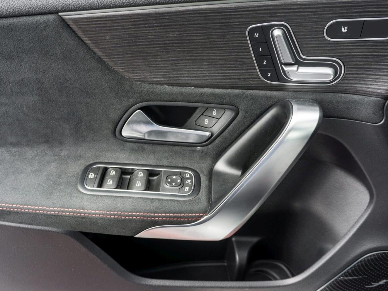 Mercedes-Benz A 35 AMG 4M Night Panorama Burmester Kamera