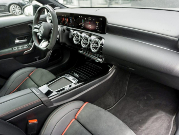Mercedes-Benz A 35 AMG 4M Night Panorama Burmester Kamera