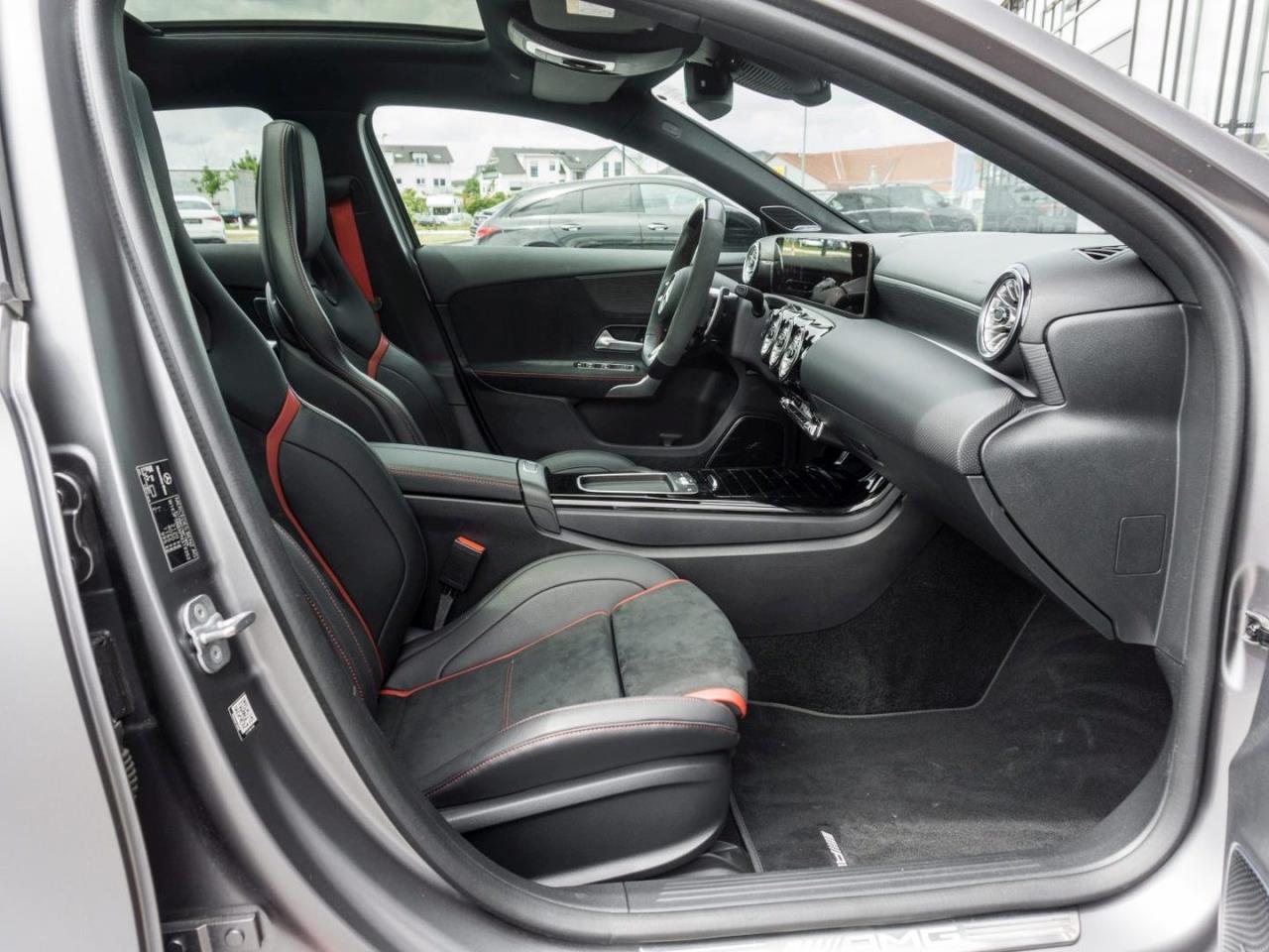 Mercedes-Benz A 35 AMG 4M Night Panorama Burmester Kamera