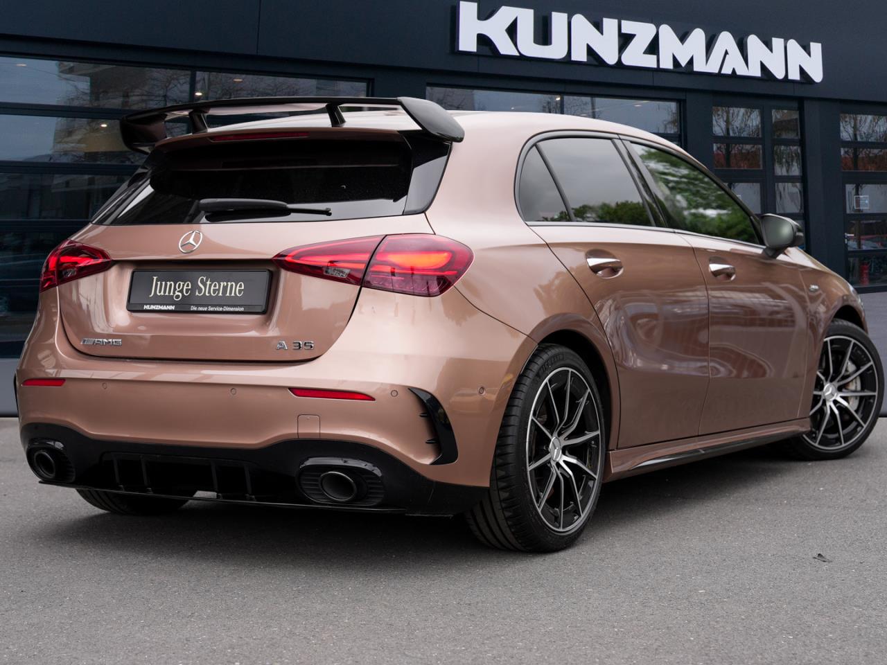 Mercedes-Benz  A 35 AMG 4M Aero-Dynamik Night Panorama 360°