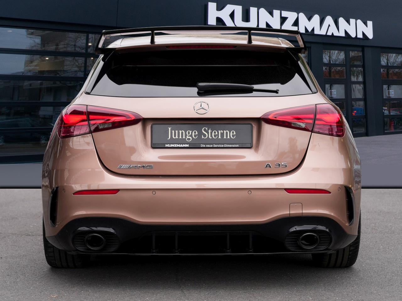 Mercedes-Benz  A 35 AMG 4M Aero-Dynamik Night Panorama 360°