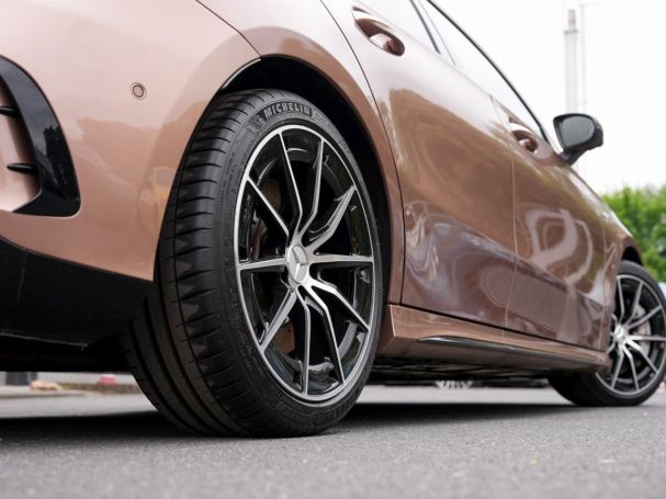 Mercedes-Benz  A 35 AMG 4M Aero-Dynamik Night Panorama 360°