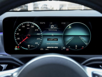 Mercedes-Benz A 45 AMG S 4M+ Panorama Distronic Kamera Head-Up