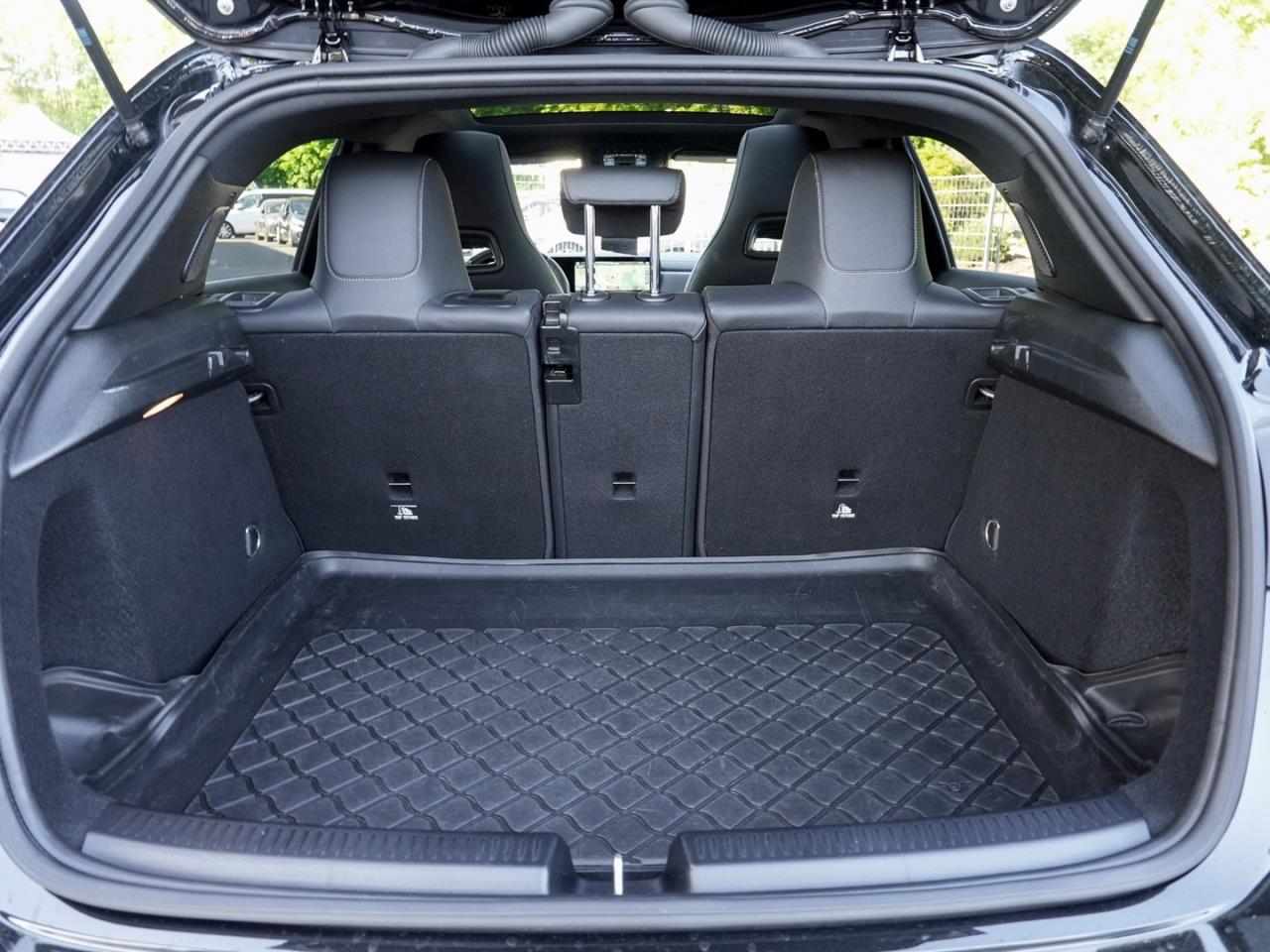 Mercedes-Benz A 45 AMG S 4M+ Panorama Distronic Kamera Head-Up
