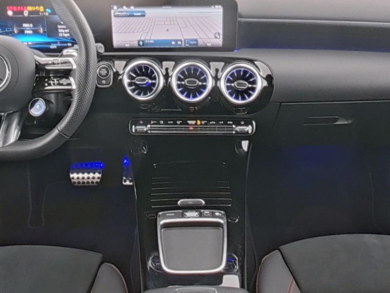Mercedes-Benz A 45 AMG S 4M+ AMG Night Panorama Head-Up 360°