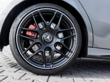 Mercedes-Benz A 45 AMG S 4M+ AMG Night Panorama Head-Up 360°