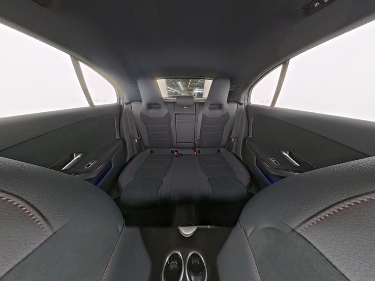 Mercedes-Benz A 45 AMG S 4M+ AMG Night Panorama Head-Up 360°