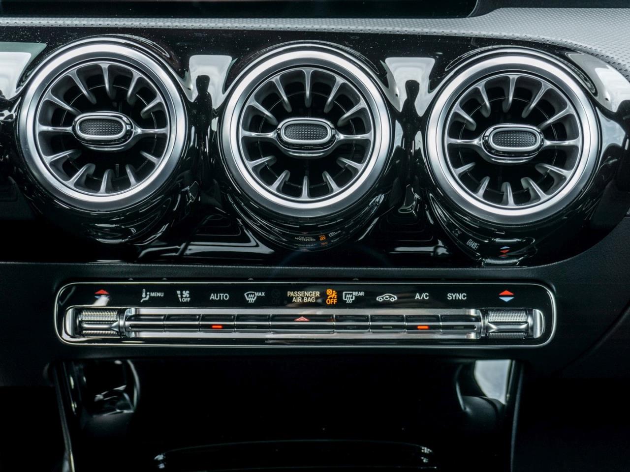 Mercedes-Benz A 45 S 4M+ Panorama Burmester HeadUp Memory 360°
