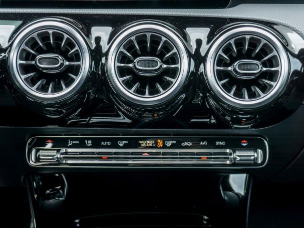 Mercedes-Benz A 45 S 4M+ Panorama Burmester HeadUp Memory 360°