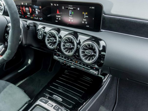 Mercedes-Benz A 45 S 4M+ Panorama Burmester HeadUp Memory 360°