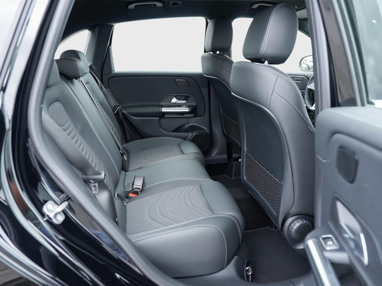 Mercedes-Benz B 180 d Progressive Distronic Kamera AHK Easy-P