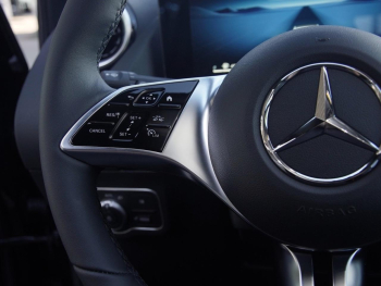 Mercedes-Benz B 180 d Progressive Distronic MBUXNavi AHK SpurH