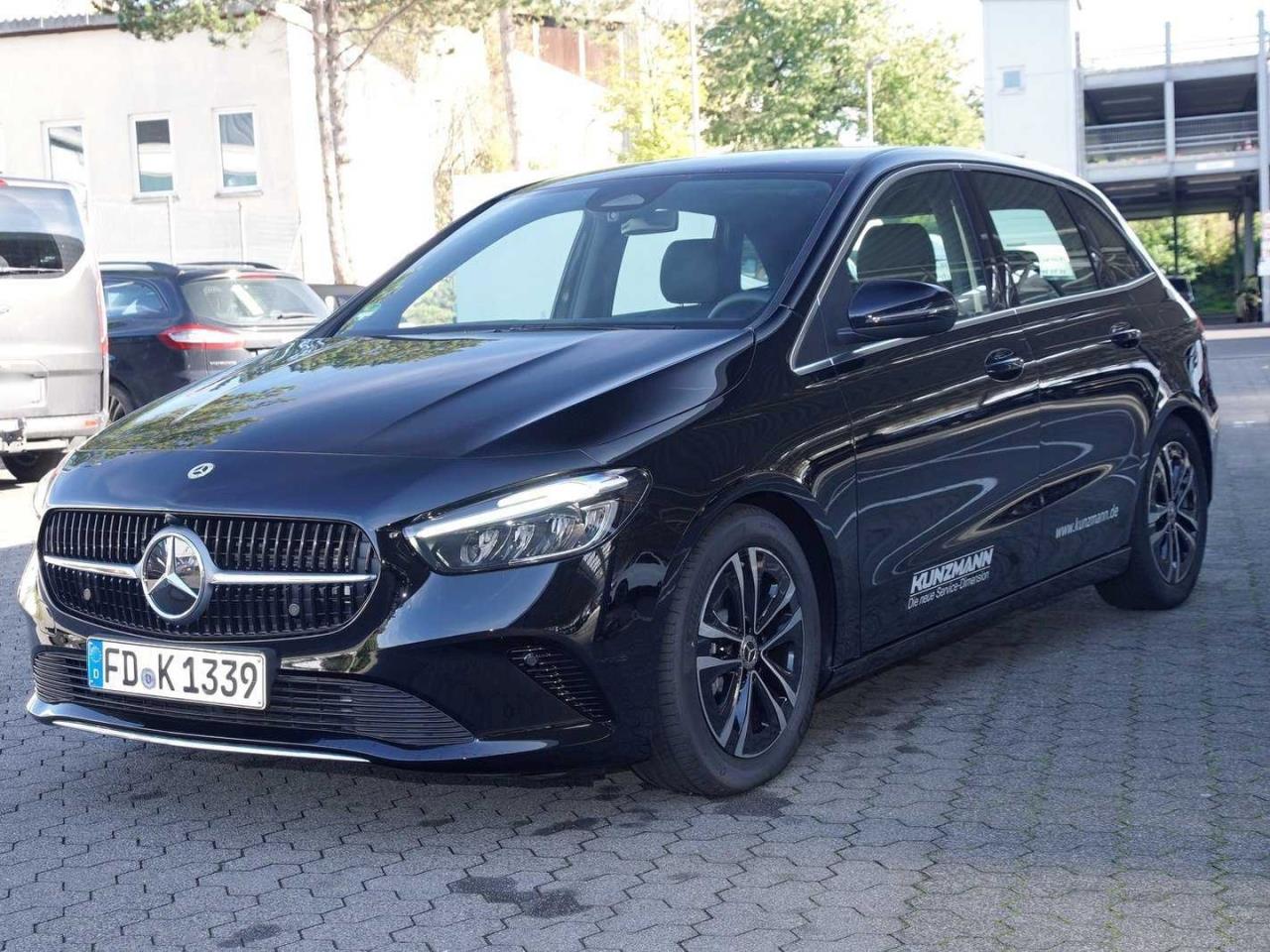 Mercedes-Benz B 180 d Progressive Distronic MBUXNavi AHK SpurH