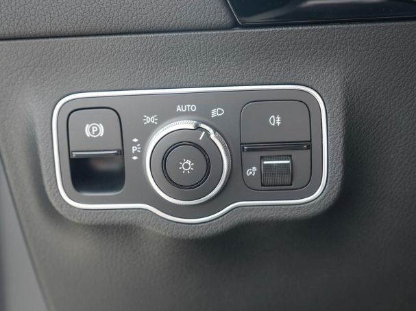 Mercedes-Benz B 180 Progressive Night Panorama Kamera Easy-P