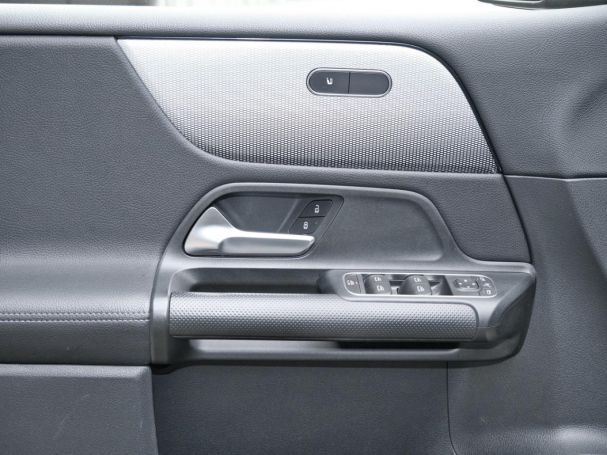 Mercedes-Benz B 180 Style MBUXNavi-Prem. Kamera Spiegel-Paket