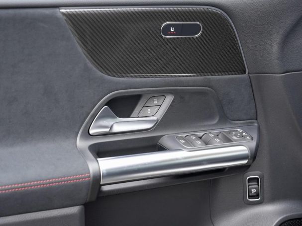 Mercedes-Benz B 180 AMG Night Navi EasyPack AHK 360° Keyless