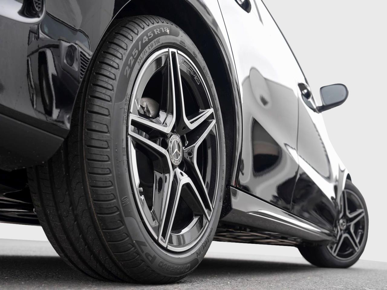 Mercedes-Benz B 180 AMG Night Navi EasyPack AHK 360° Keyless