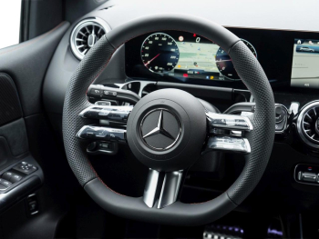 Mercedes-Benz B 180 AMG Night Navi EasyPack AHK 360° Keyless
